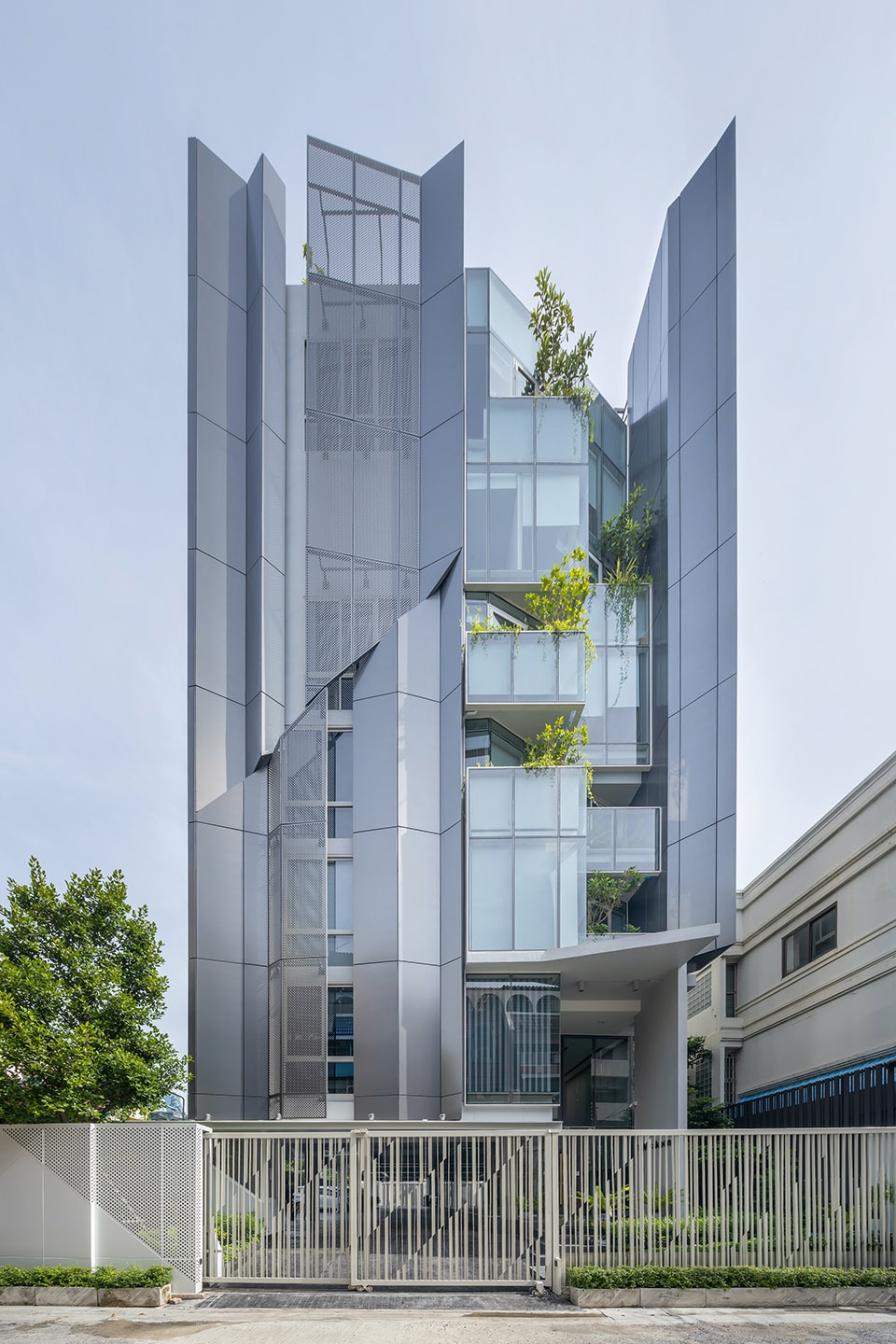suanphlu office bangkok by idin architects