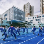 学习层台：深圳福强小学 / 众建筑