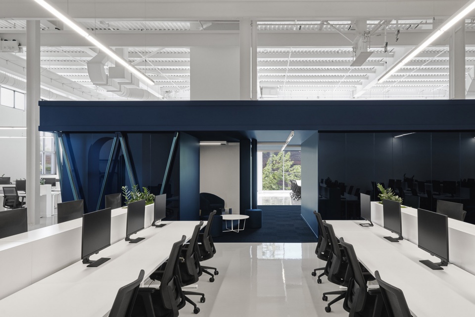 Vention office space Blanchette Architectes