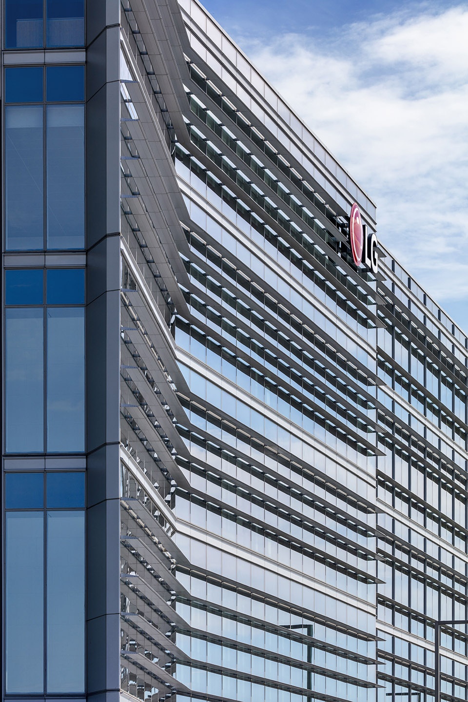 lg north american headquarters new jersey by hok
