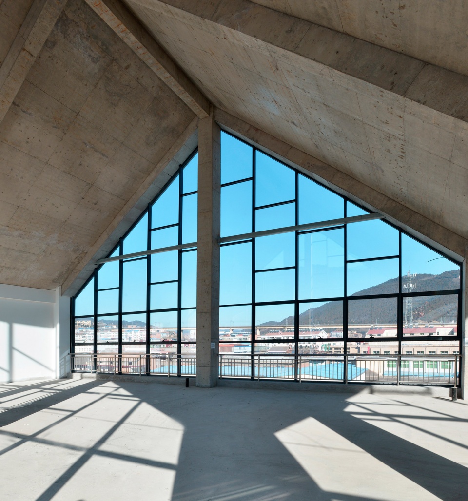 The Qin River Commercial Belt Zone of QinShui KUAN architects BJUCD group