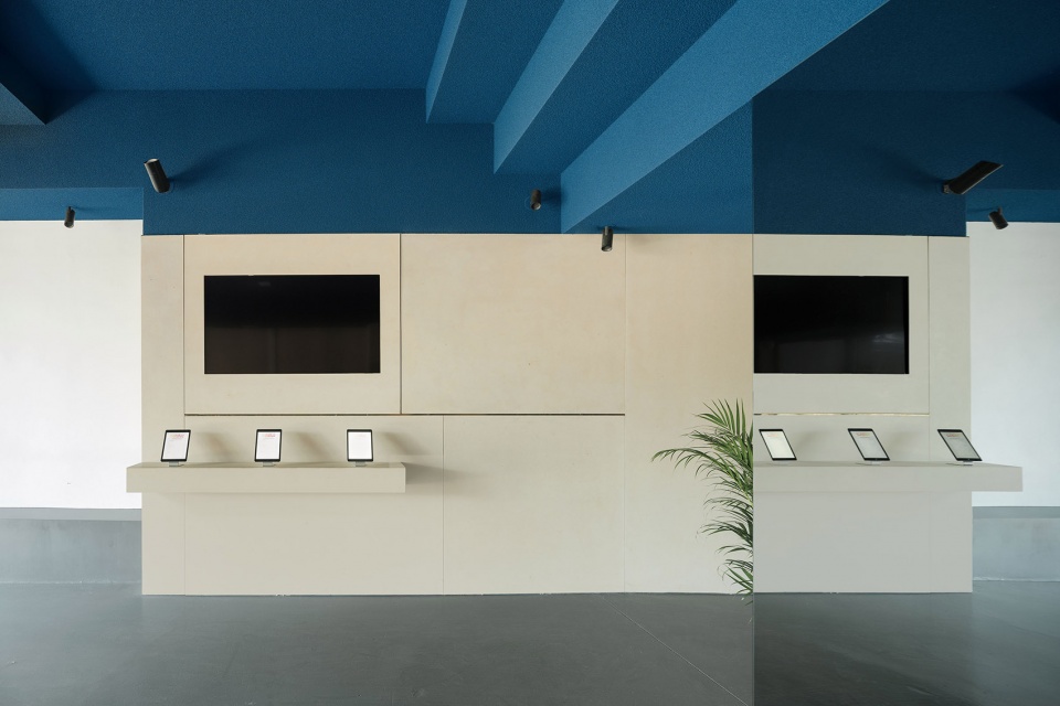 for puff film studio in barcelona by mh ap studio