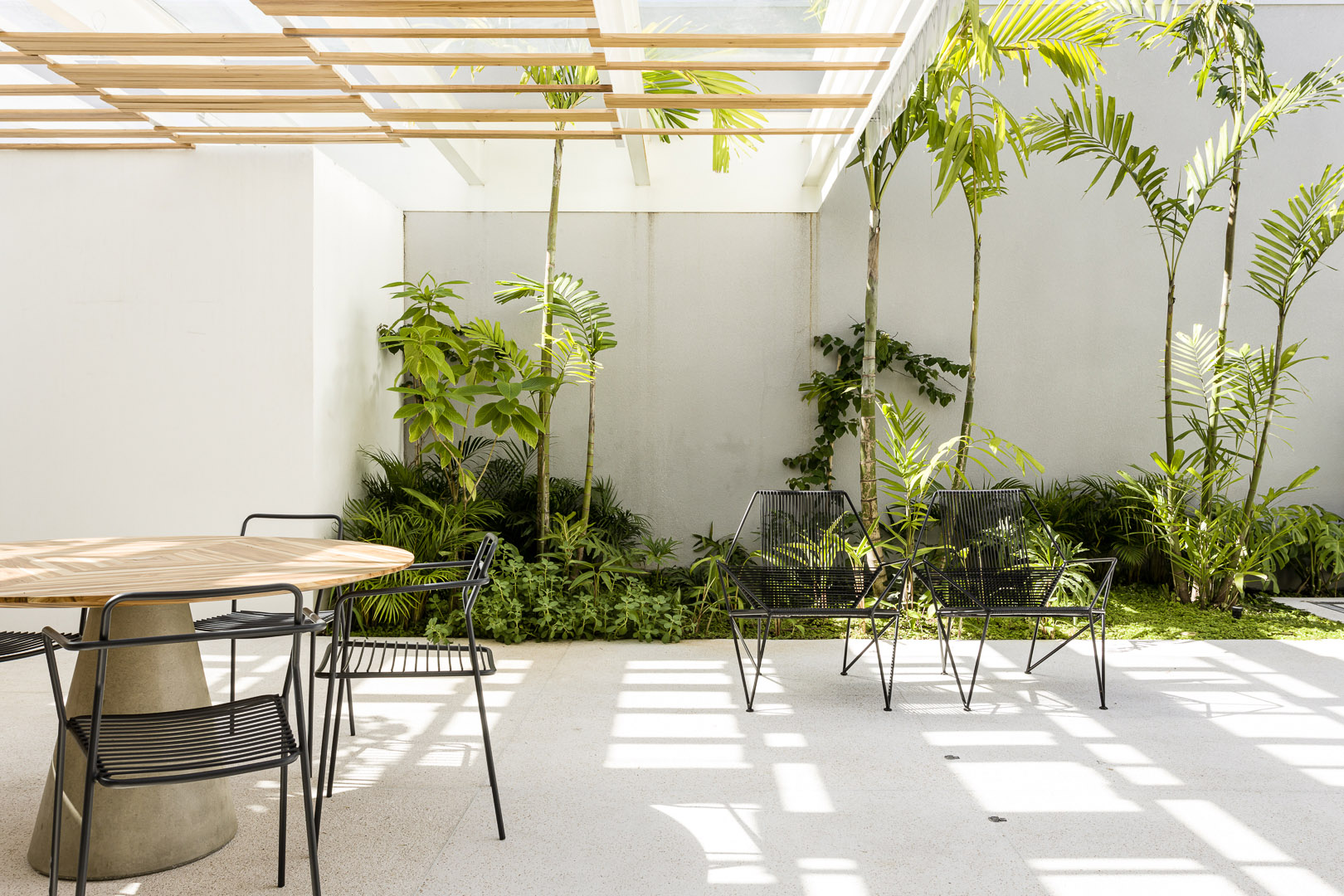 JR House by Pascali Semerdjian Architects 谷德设计网