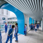 学习层台：深圳福强小学 / 众建筑