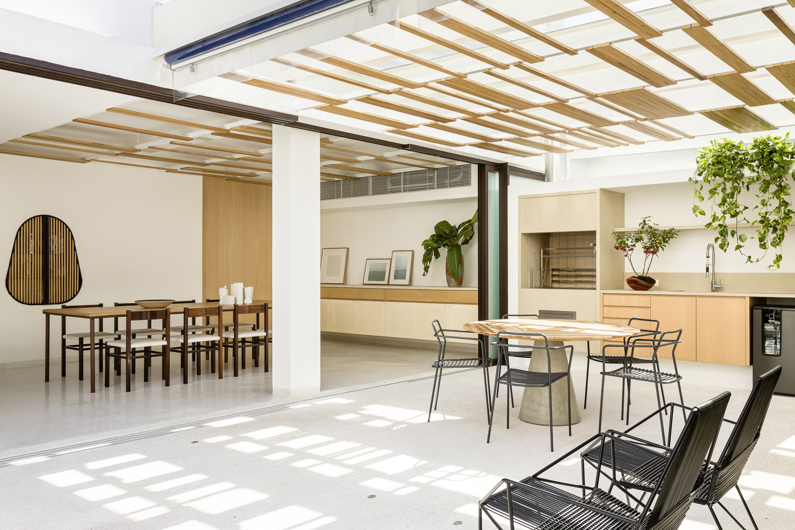 JR House by Pascali Semerdjian Architects 谷德设计网