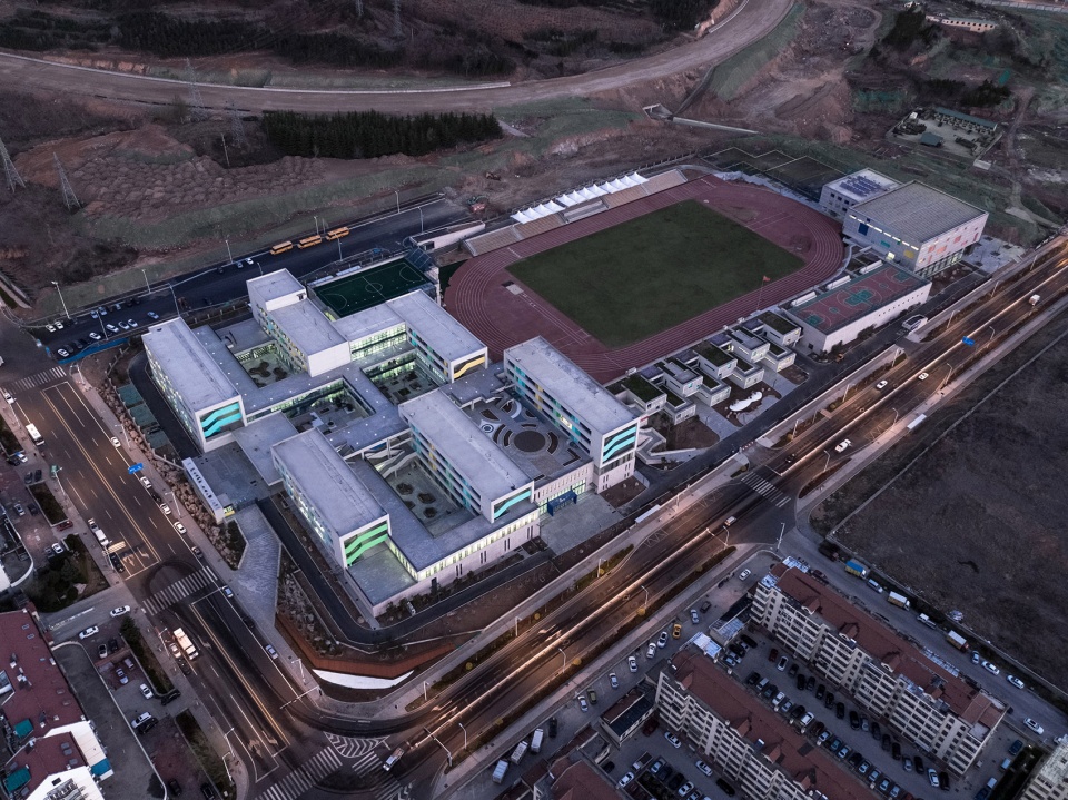 wanghaiyuan school china by architectural design institute of tsinghua university