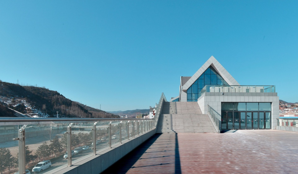 The Qin River Commercial Belt Zone of QinShui KUAN architects BJUCD group