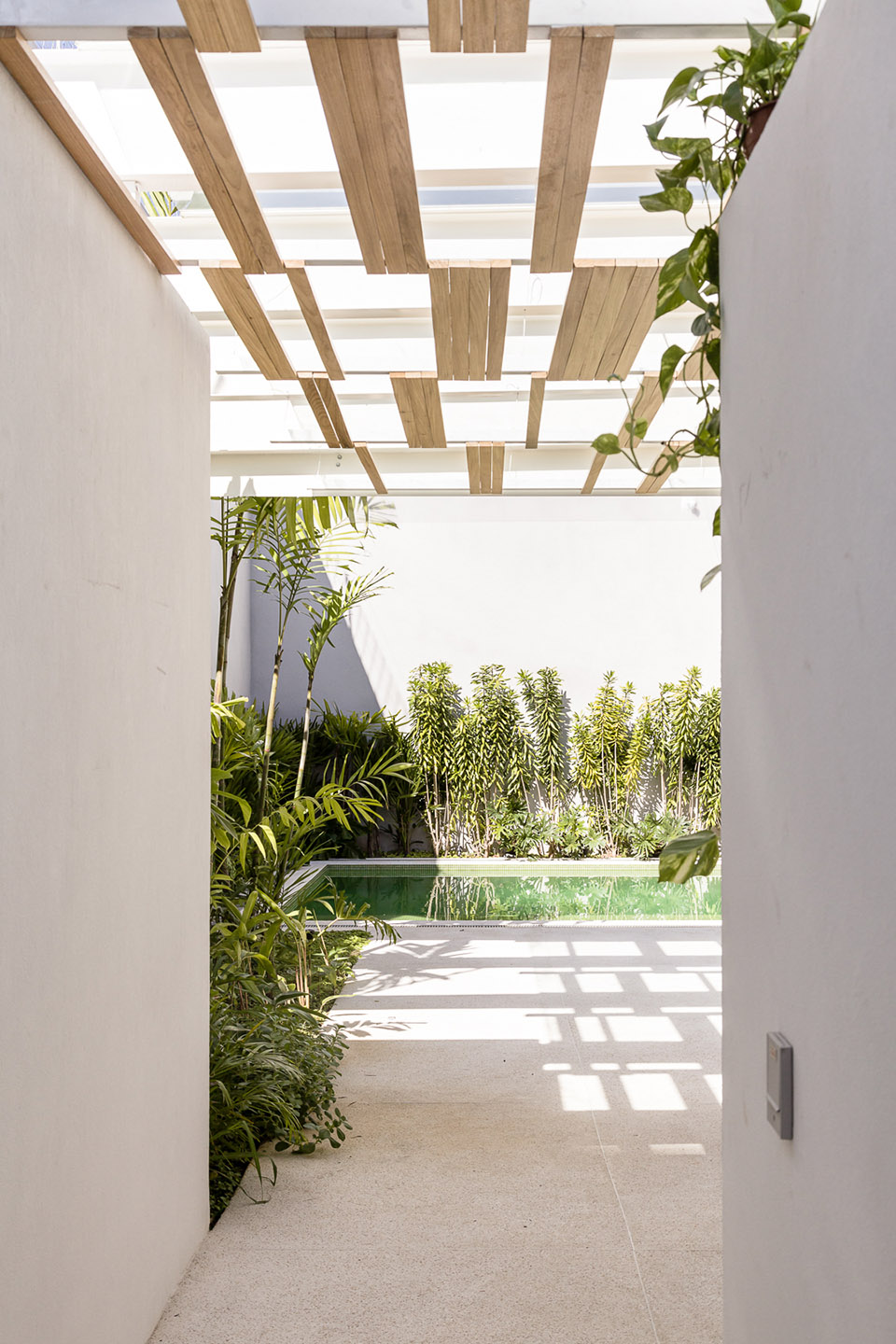 JR House by Pascali Semerdjian Architects 谷德设计网