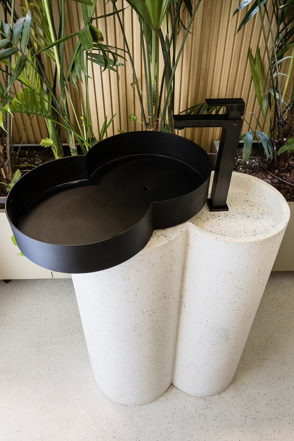 JR House by Pascali Semerdjian Architects 谷德设计网