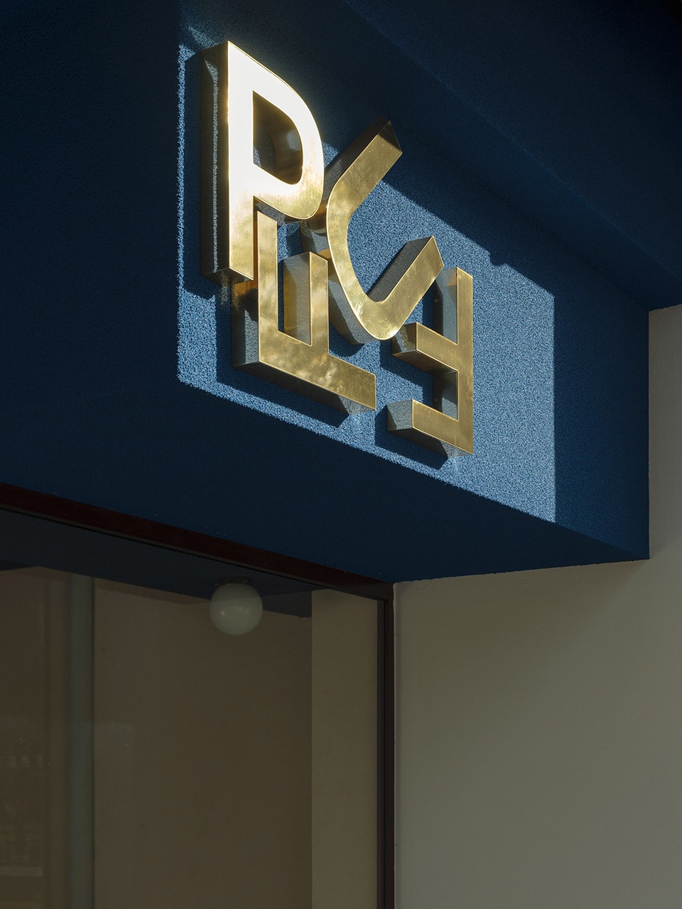 for puff film studio in barcelona by mh ap studio