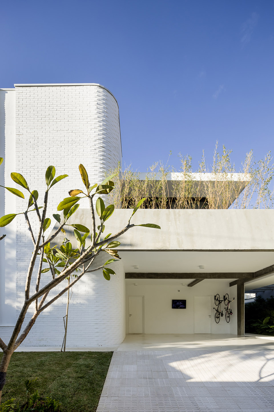 JR House by Pascali Semerdjian Architects 谷德设计网