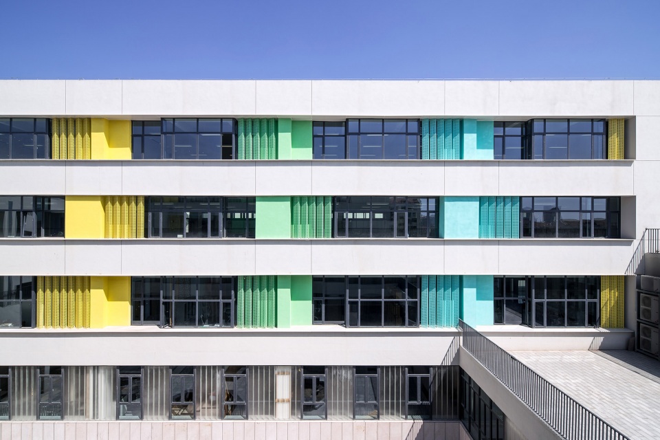 wanghaiyuan school china by architectural design institute of tsinghua university