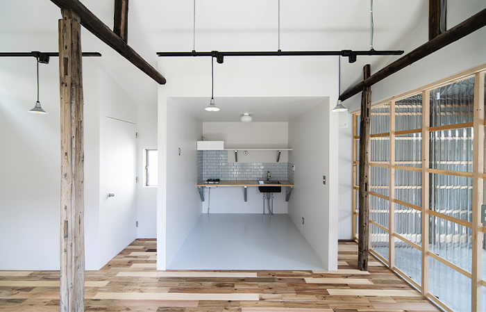 single-storey-house-in-bandobashi-by-roovice-araki-sasaki