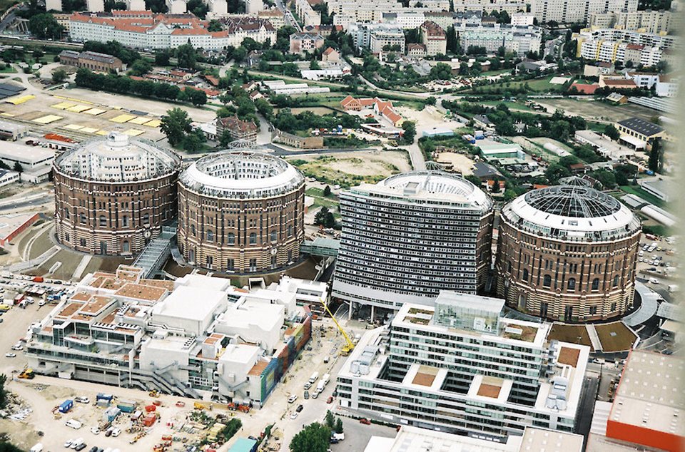 Apartment Building Gasometer B, Vienna, Austria By COOP HIMMELB(L)AU ...