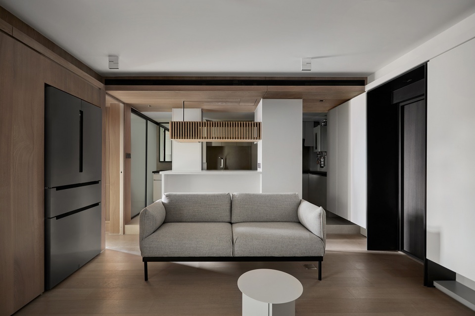 No Snail living China by T E N DESIGN