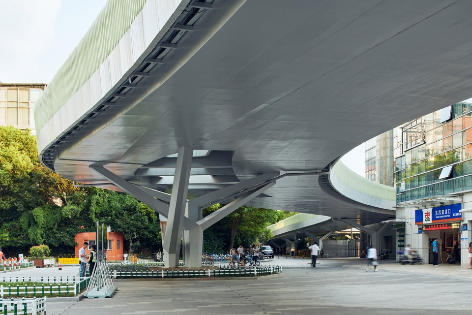 dongchang elevated passage by atelier z