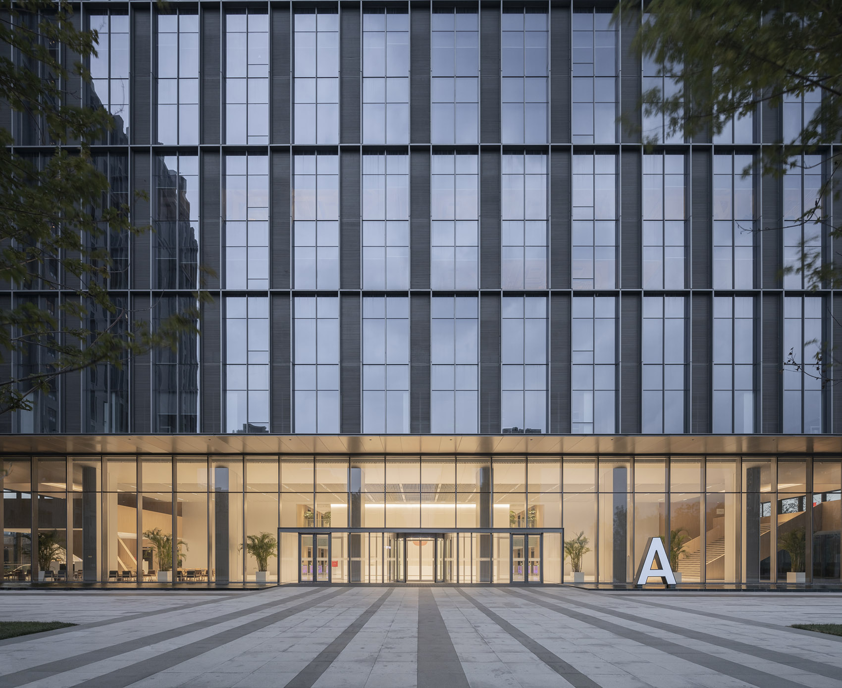 Shared Space Of Xiaomi Smart Industrial Zone by DAGA Architects - 谷德设计网