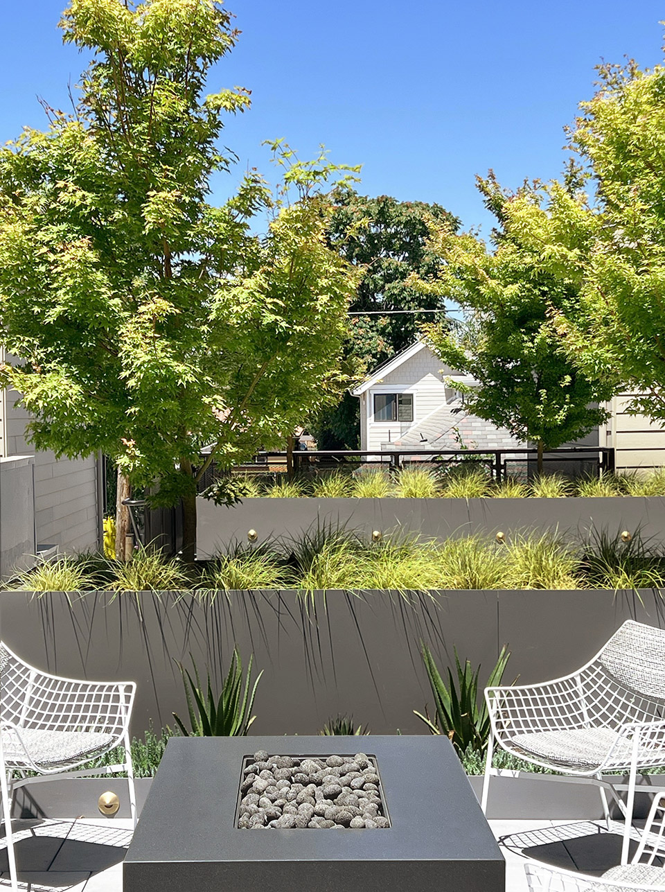 Gardens Over Denny’s by SAW 谷德设计网