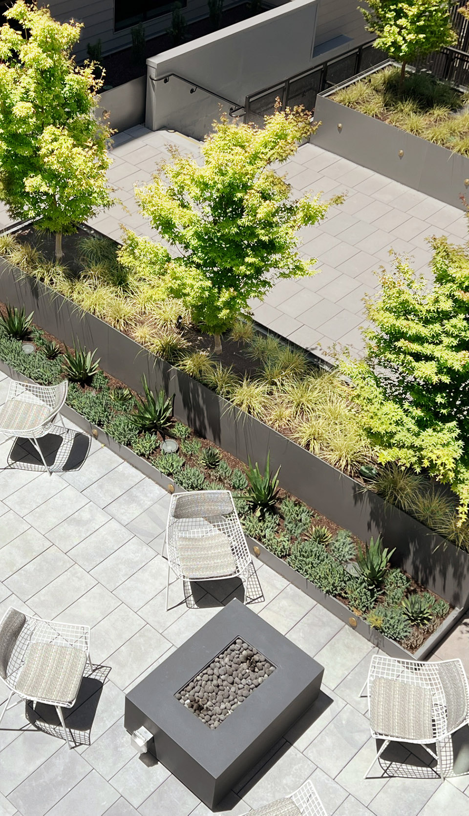 Gardens Over Dennys SAW