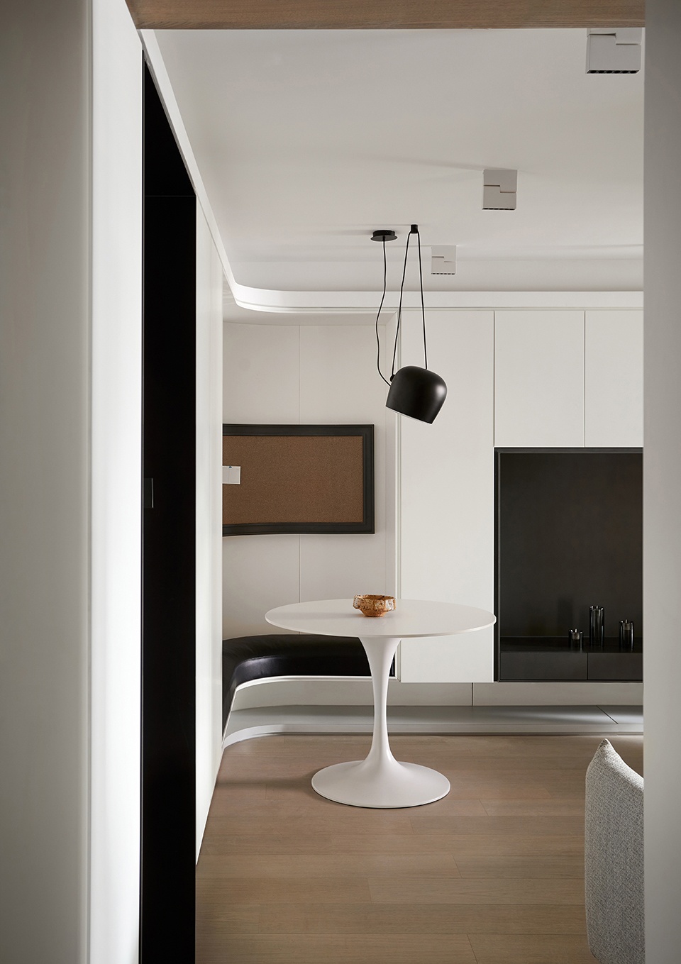No Snail living China by T E N DESIGN wd2