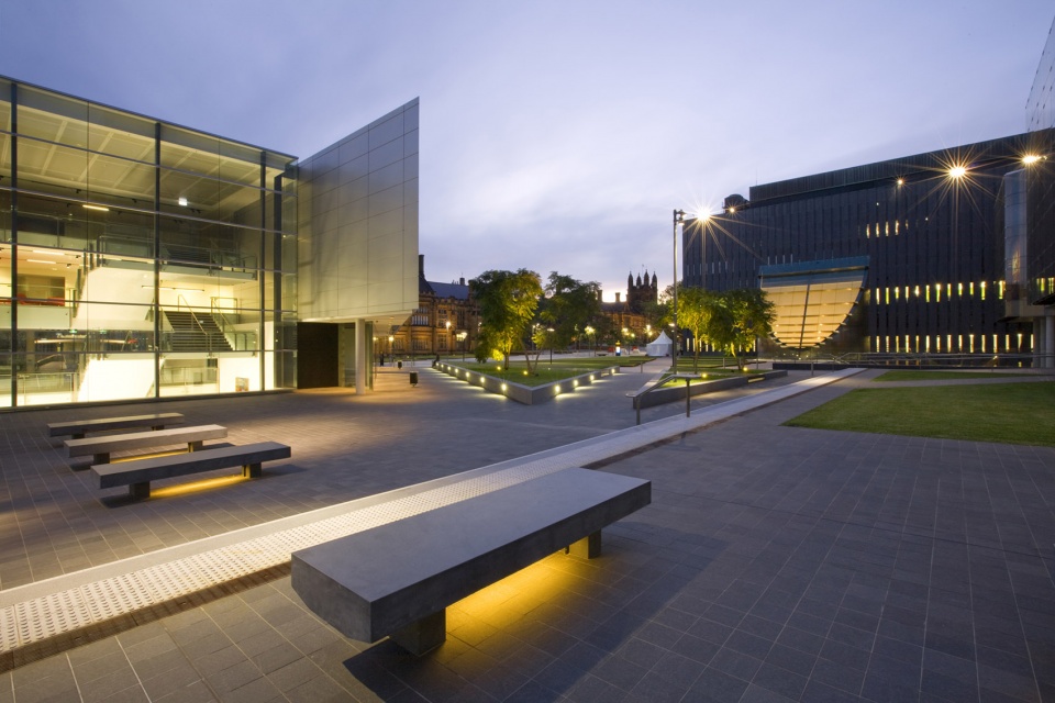 sydney university eastern avenue by turf design studio