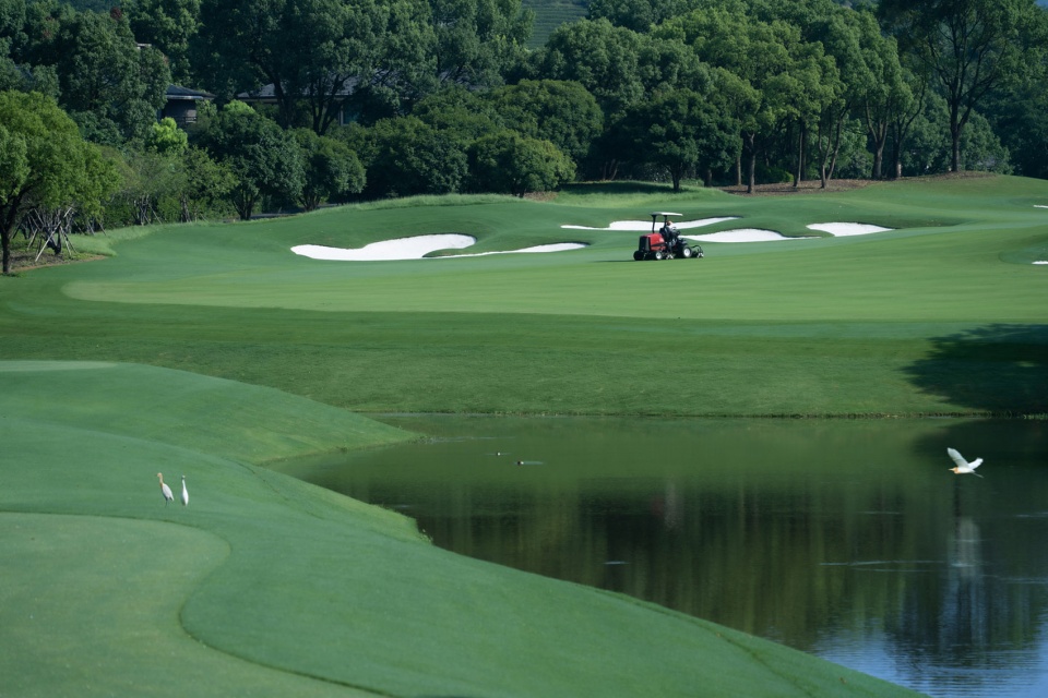 west lake golf landscape design by ncd studio