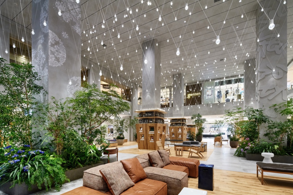 tamagawa takashimaya grand patio by yuko nagayama and associates