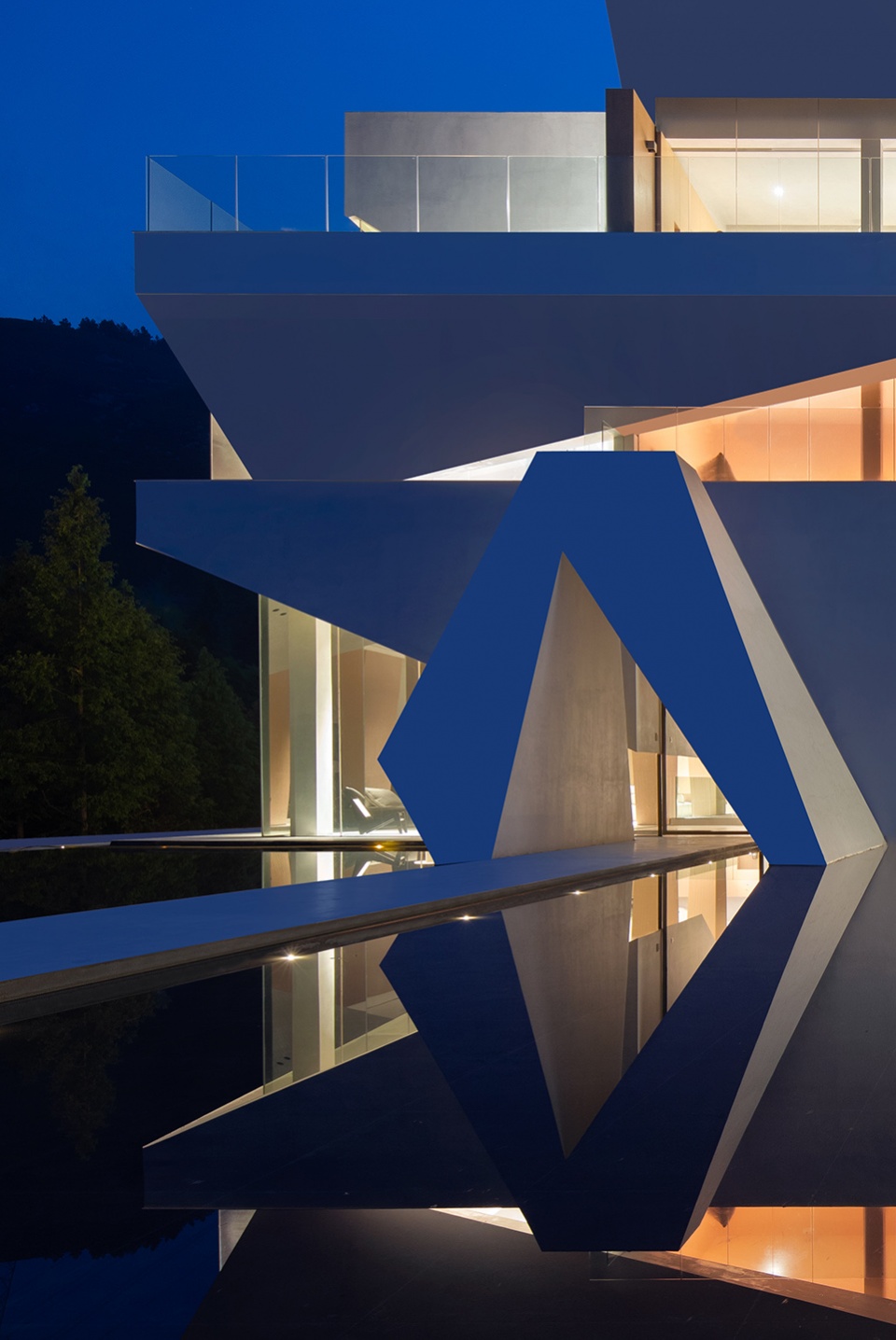 laiye hotel zodiac by atdesign