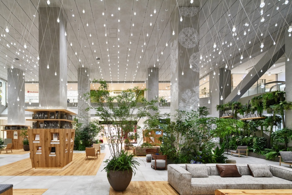 tamagawa takashimaya grand patio by yuko nagayama and associates