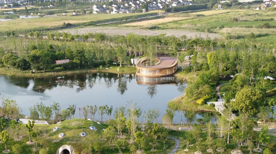 Lakeside Theatre China by Hexia Architects MADAM