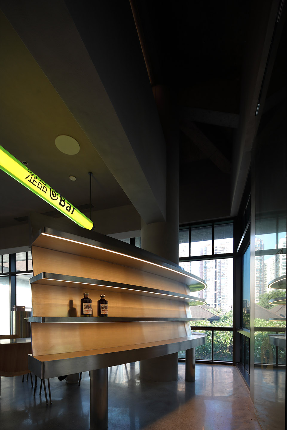Se P Bar by Se P