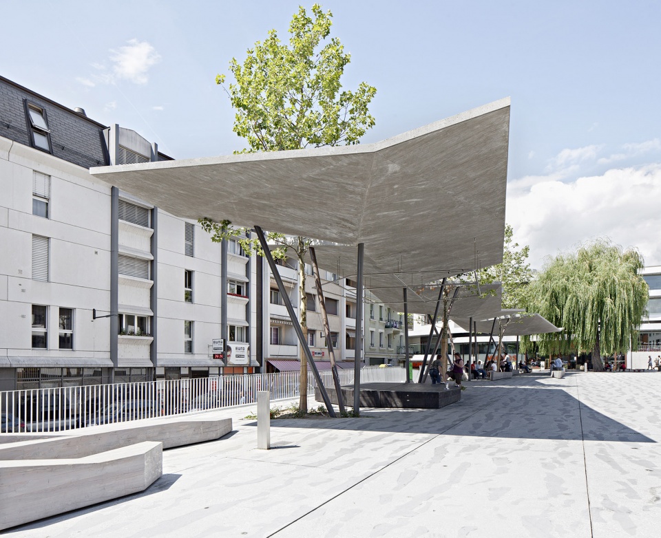 The New Cover of Renens’s Market Square LOCALARCHITECTURE.jpg