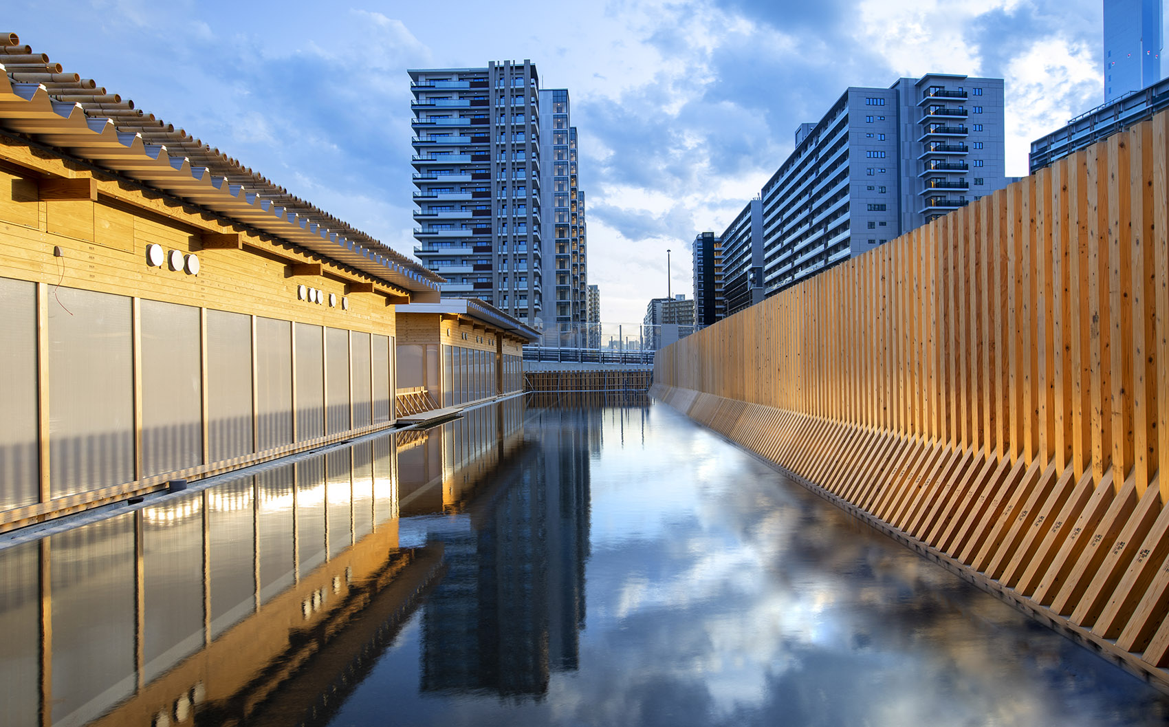 Athletes’ Village Plaza by Nikken Sekkei Ltd 谷德设计网