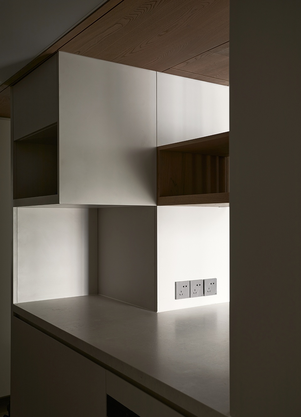 No Snail living China by T E N DESIGN