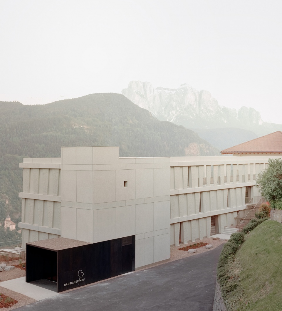 Barbianerhof Apartments by Alpina Architects
