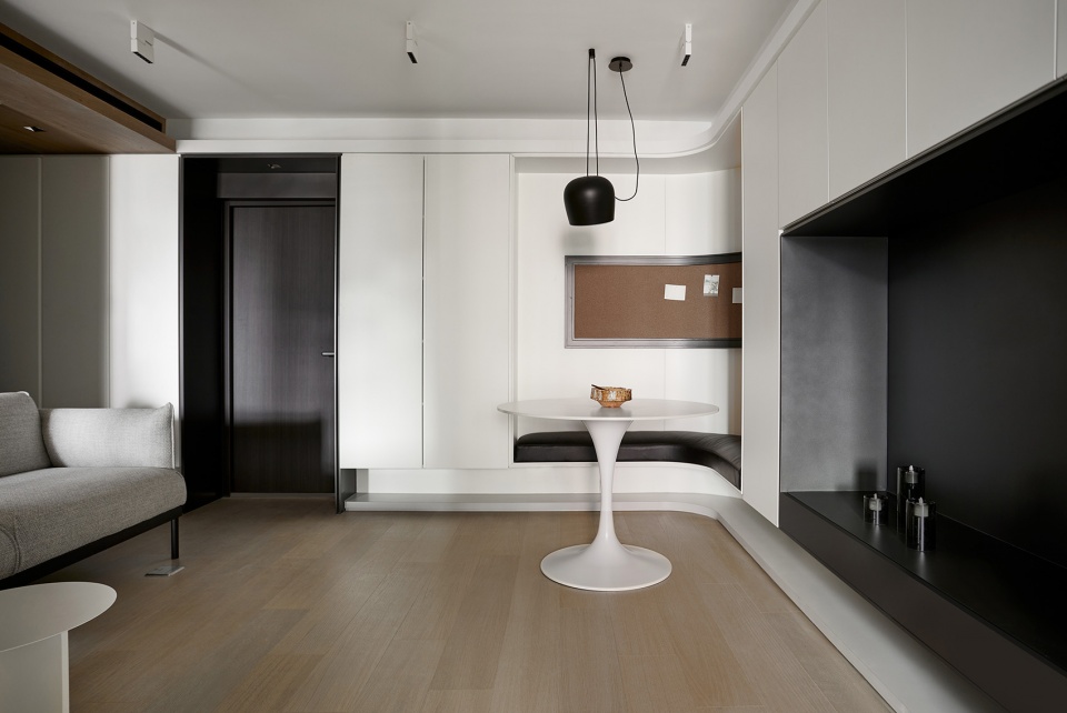 No Snail living China by T E N DESIGN
