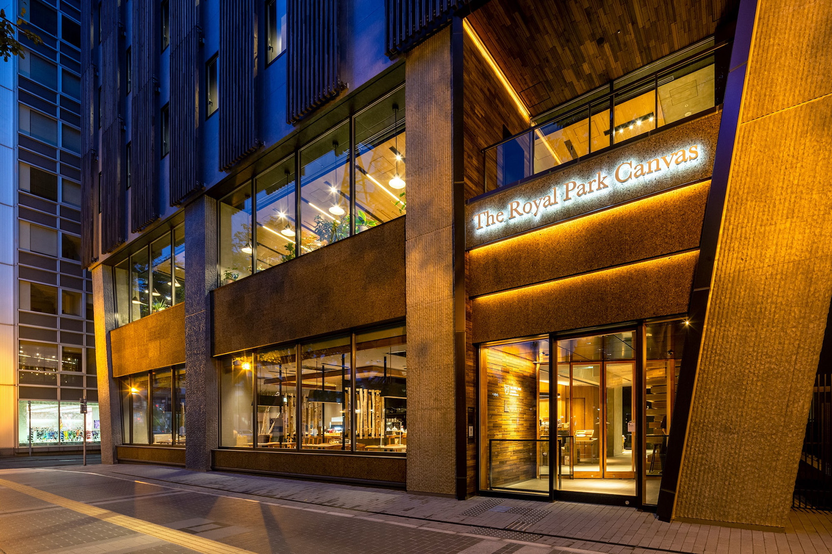 The Royal Park Canvas Sapporo Odori Park by Mitsubishi Jisho Design 谷德设计网