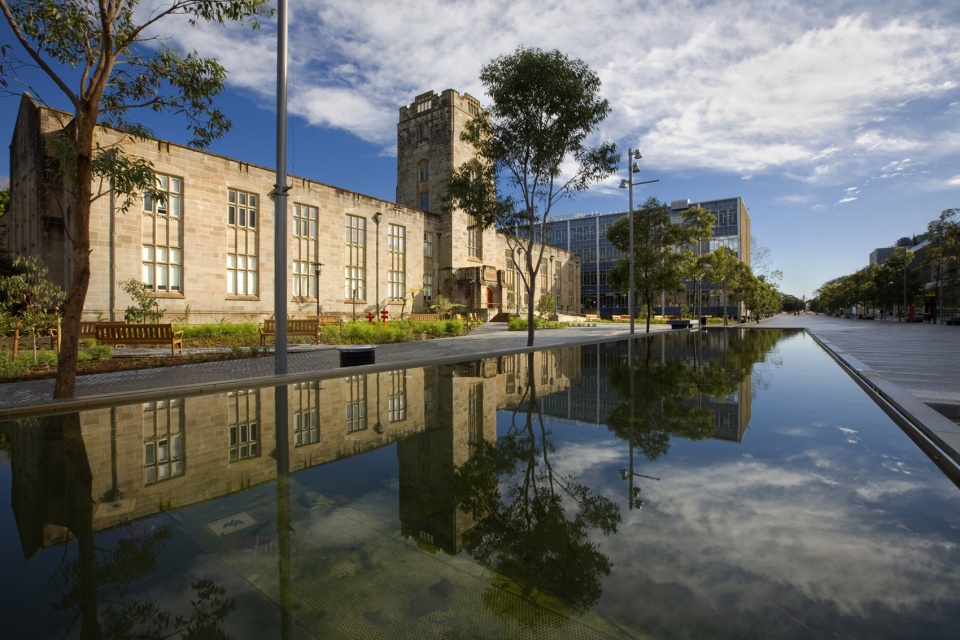 sydney university eastern avenue by turf design studio