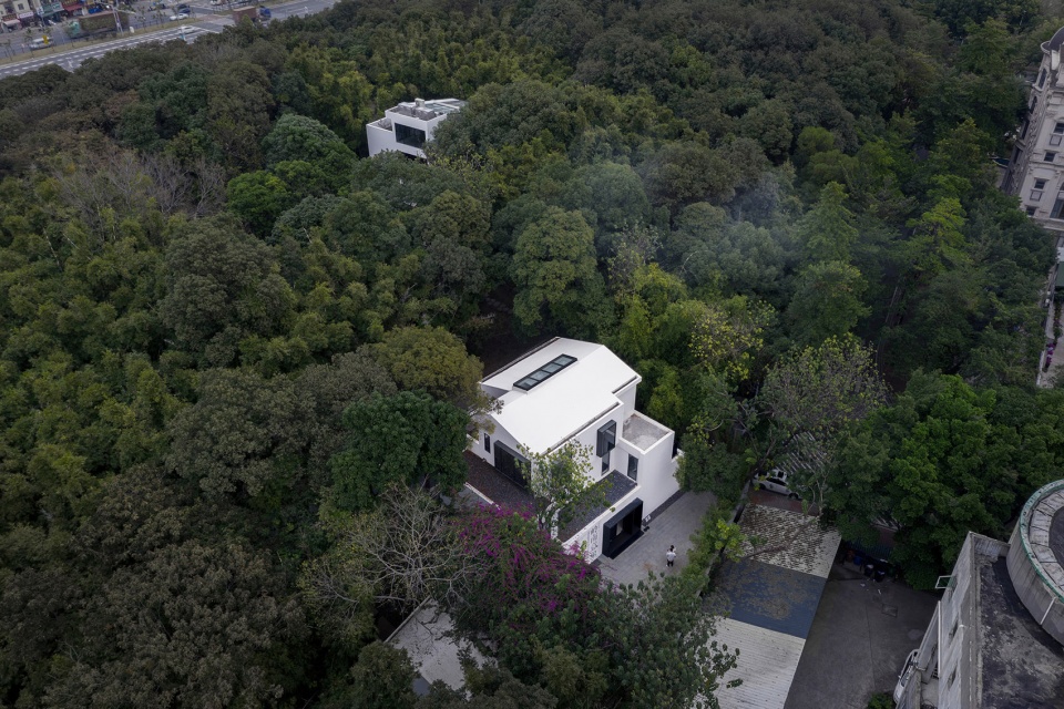 Houshan Contemporary Art Center VERGE Creative Design
