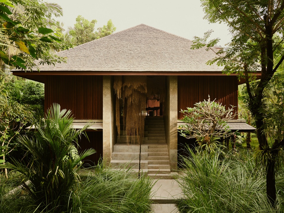 lost lindenberg in bali by alexis dornier studio jencquel