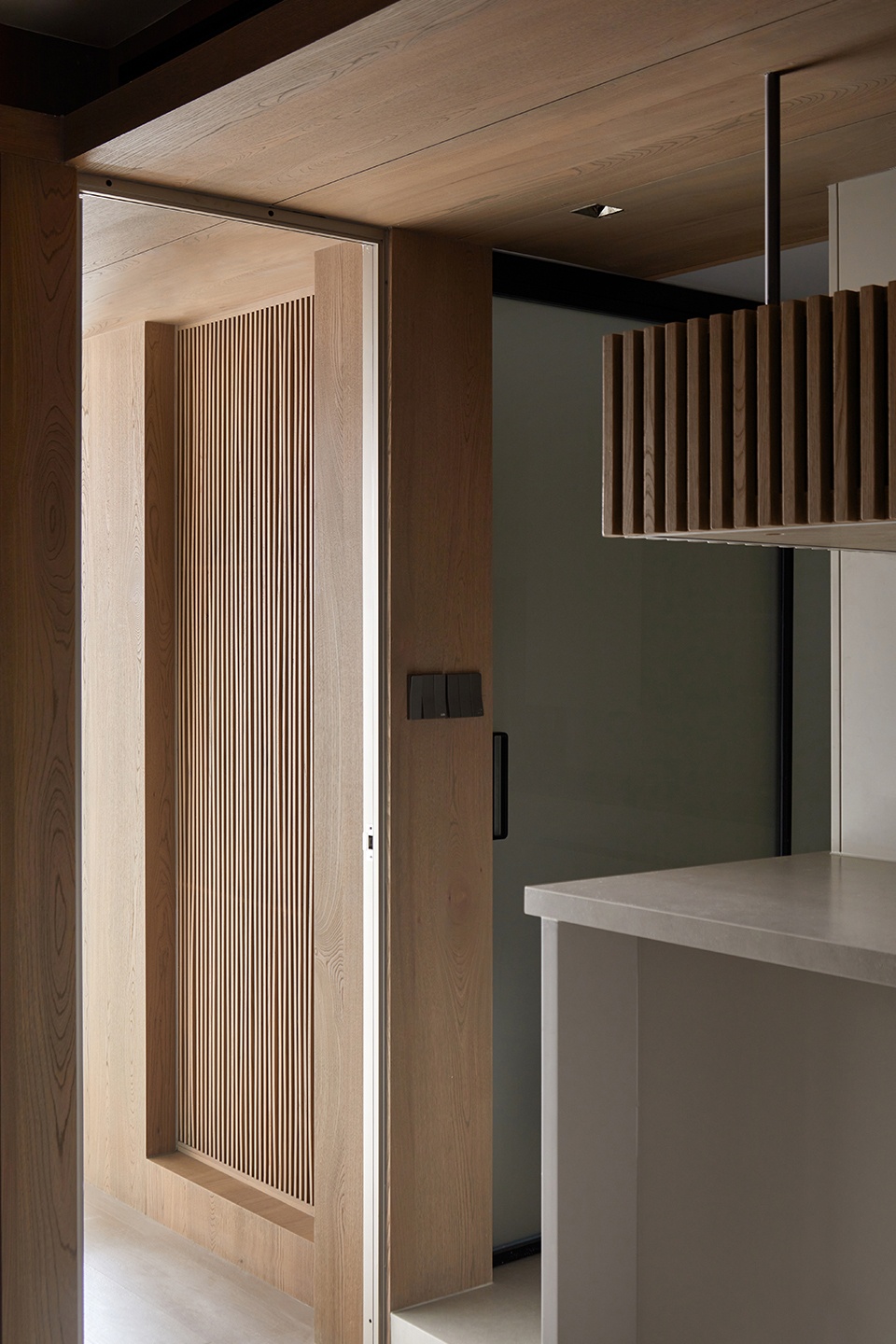 No Snail living China by T E N DESIGN ur5