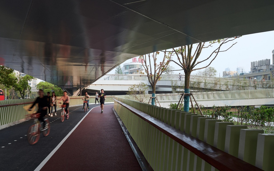 dongchang elevated passage by atelier z