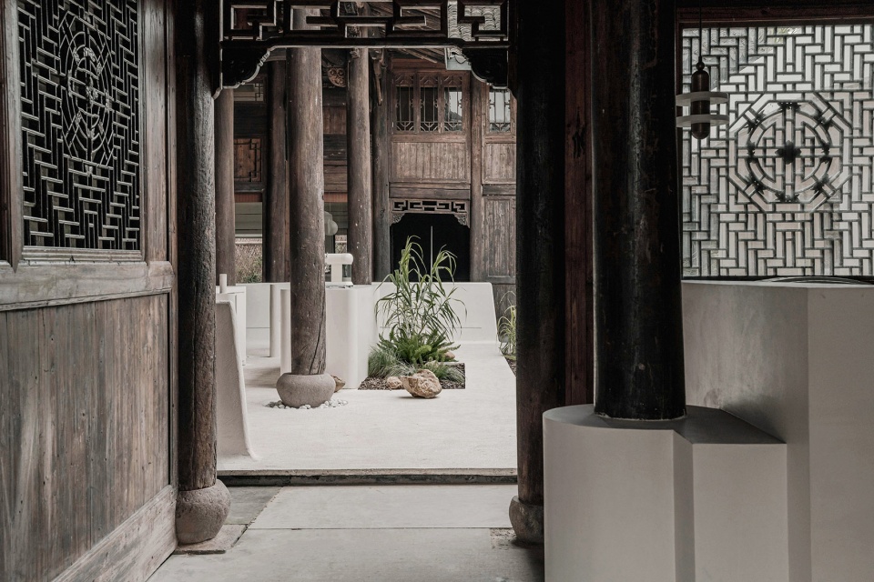 longwu building renovation by outlooker design