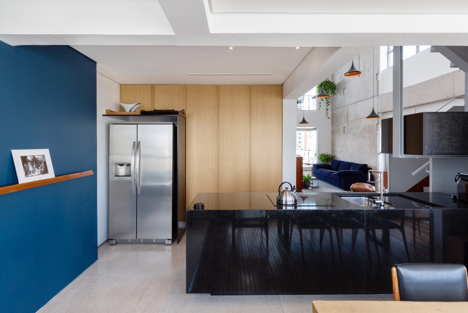 aerial apartment by casa14 arquitetura