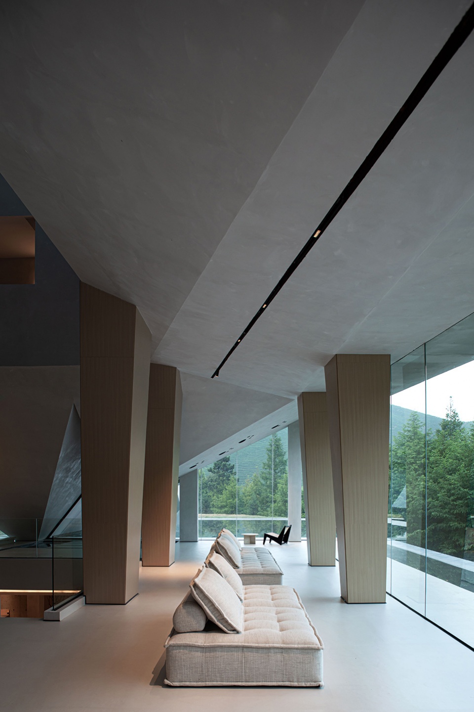 laiye hotel zodiac by atdesign