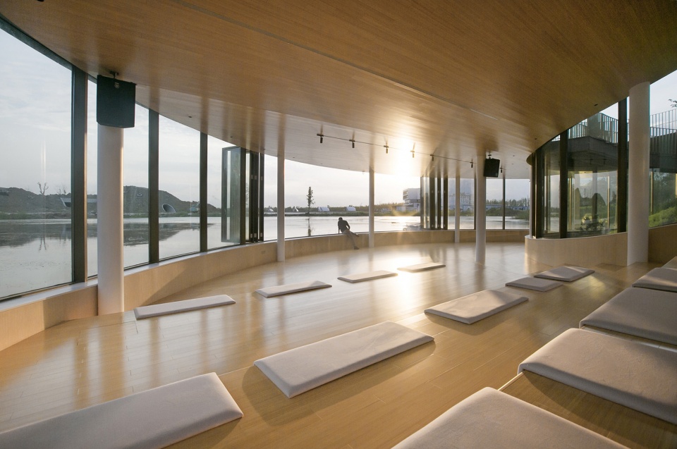 Lakeside Theatre China by Hexia Architects MADAM
