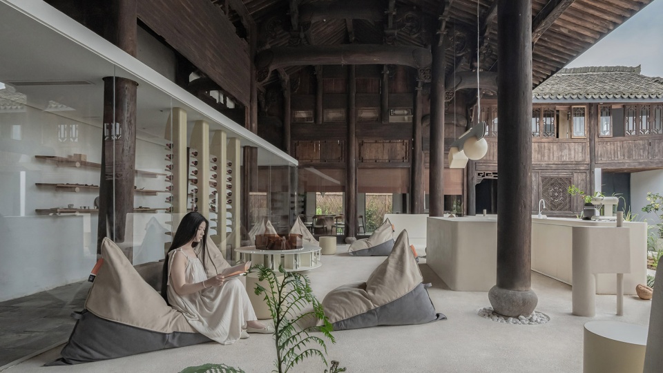 longwu building renovation by outlooker design