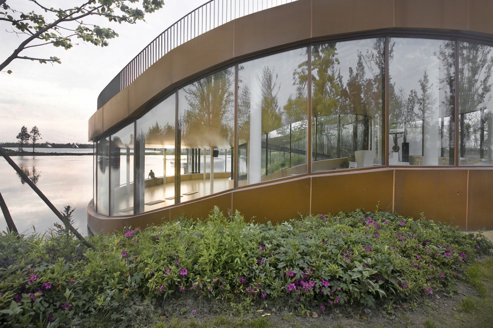 Lakeside Theatre China by Hexia Architects MADAM