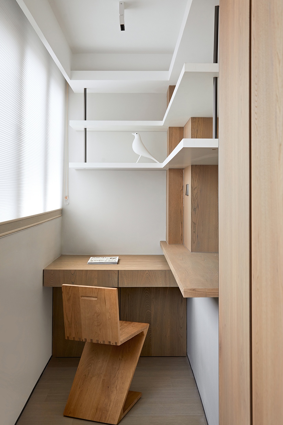 No Snail living China by T E N DESIGN jag