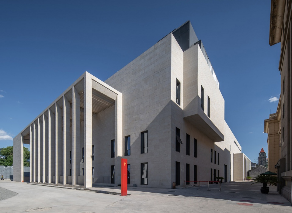beijing international theatre centre by biad hu yue studio
